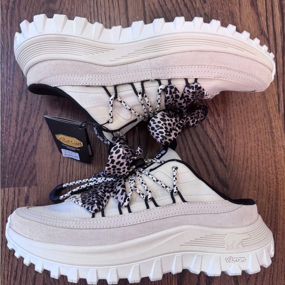 Sorel Callsign™ Mule Women's Shoe, new in box - Picture 2 of 12